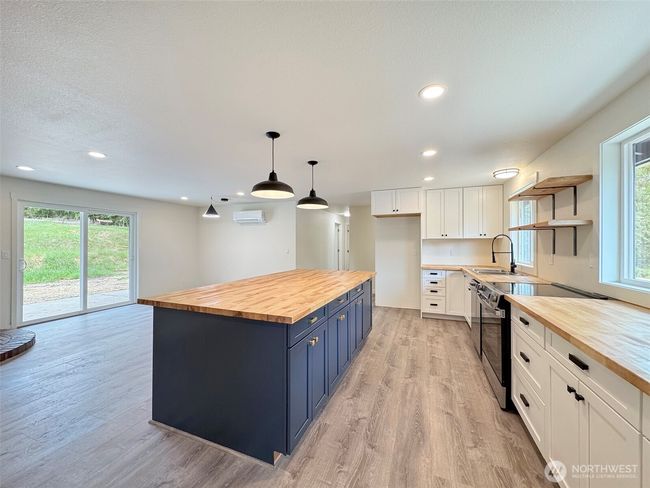 1350 Township Line Rd, House other with 3 bedrooms, 2 bathrooms and 2 parking in Port Angeles WA | Image 8