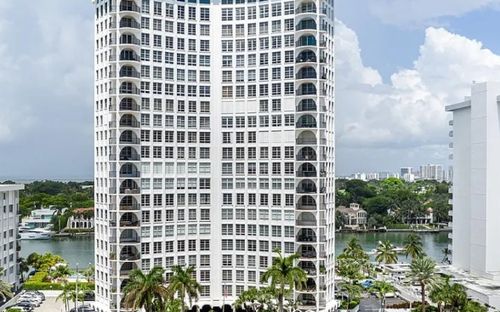 apt-21c-5660 Collins Ave, Miami Beach, FL, 33140-2426 | Card Image