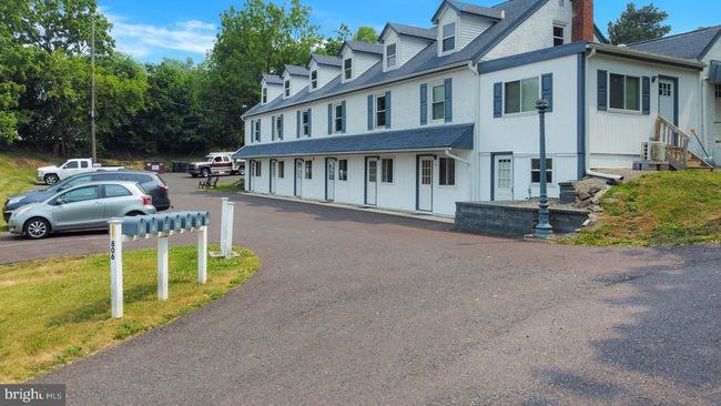 APT-4 - 806 W Main St, Townhouse with 2 bedrooms, 1 bathrooms and null parking in TRAPPE PA | Image 19