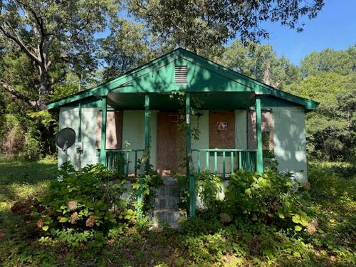 111-A Roberta Dr, Eutawville, SC, 29048-8874 | Card Image