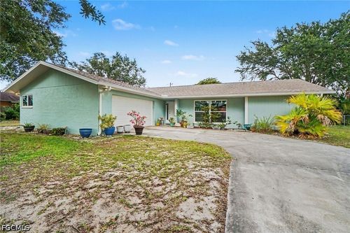 2215 Se 8th St, Cape Coral, FL, 33990-2796 | Card Image