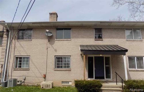 22100 Dante St, Oak Park, MI, 48237-2838 | Card Image