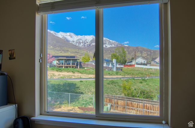 Details featuring a mountain view | Image 20