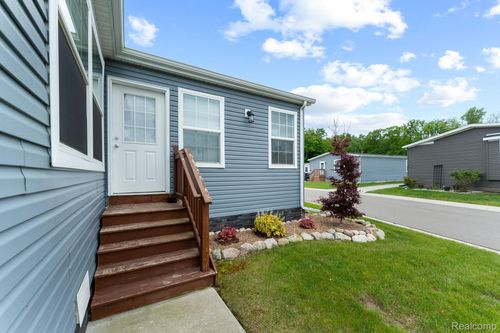 8551 Boyer Dr, Willis, MI, 48191-1009 | Card Image