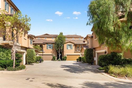 8528 Old Stonefield Chase, San Diego, CA, 92127-6151 | Card Image