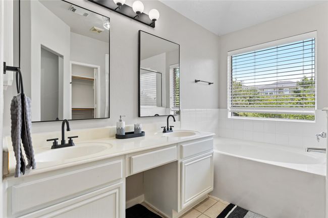 3323 Ewing Dr, House other with 3 bedrooms, 3 bathrooms and 2 parking in Manvel TX | Image 17