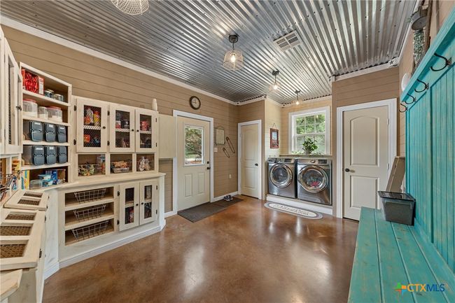 Pantry | Image 11
