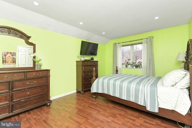 158 Kingsland Cir, Townhouse with 4 bedrooms, 3 bathrooms and null parking in Monmouth Junction NJ | Image 21