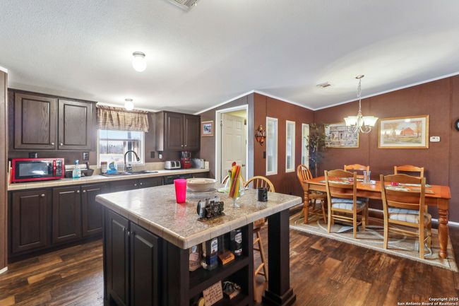 125 Oak Hvn, House other with 6 bedrooms, 4 bathrooms and null parking in Mountain Home TX | Image 11