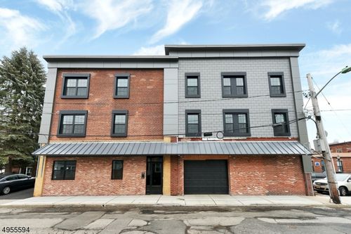 unit-7-8 Personette St, Caldwell, NJ, 07006-5170 | Card Image