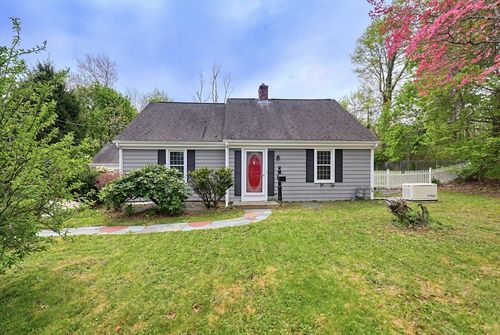 40 Metcalf Rd, North Attleboro, MA, 02760-2115 | Card Image