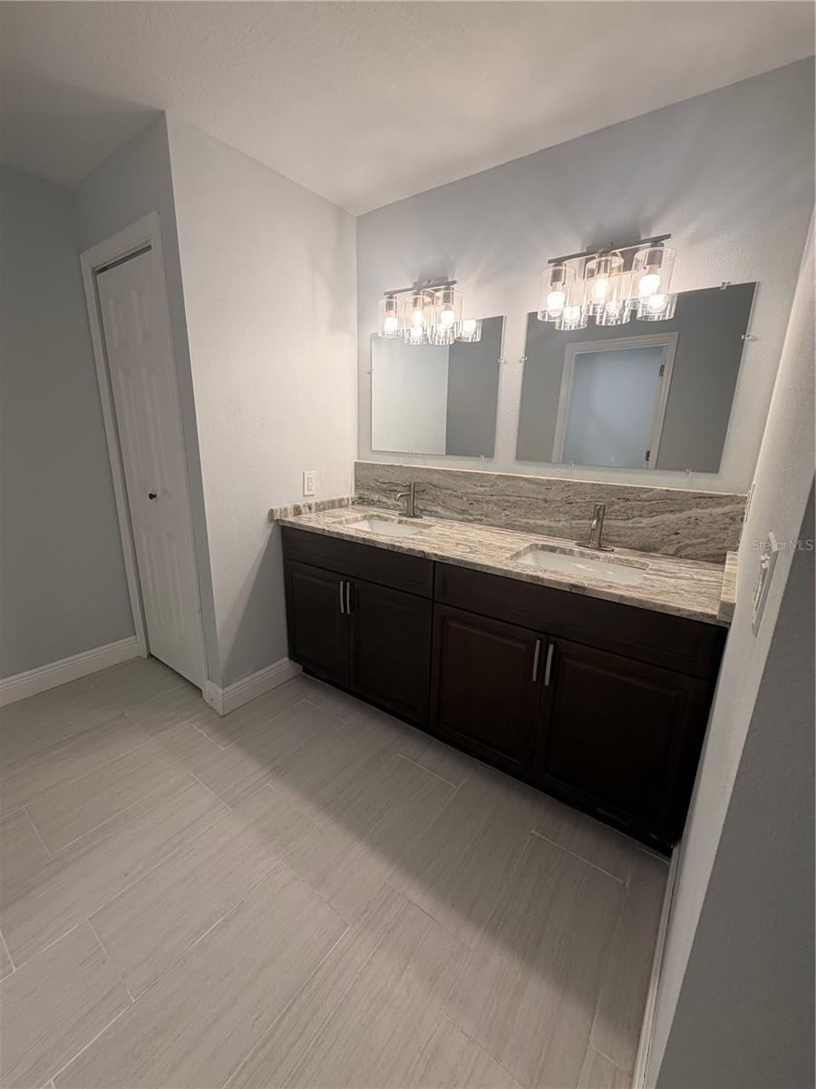 Residential in WINTER HAVEN 4