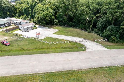 20920 Crosby Freeway Freeway, Crosby, TX, 77532 | Card Image