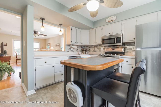 601 Beach Ave, Condo with 2 bedrooms, 3 bathrooms and null parking in Bradley Beach NJ | Image 4