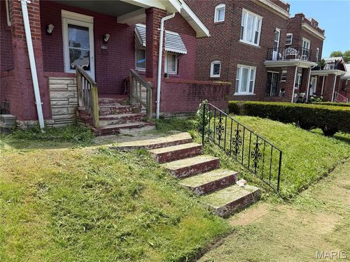 4660 Farlin Avenue, St Louis, MO, 63115 | Card Image