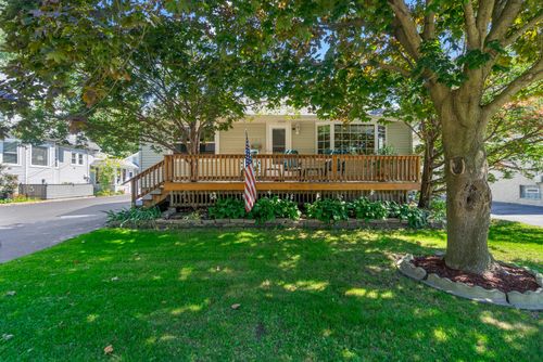 305 Schwab St, Thornton, IL, 60476-1342 | Card Image