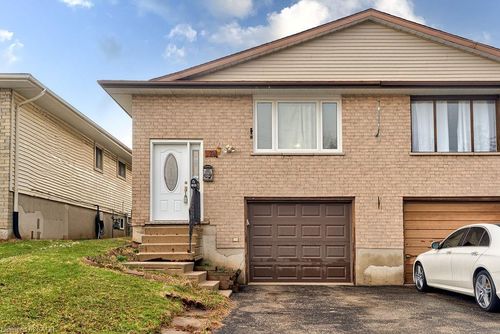 174 Thaler Ave, Kitchener, ON, N2A1R5 | Card Image