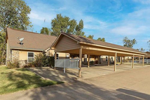 547 Greenbriar Ct, Stillwater, OK, 74075-1692 | Card Image