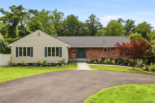 39 Ridge Rd, Hartsdale, NY, 10530-2212 | Card Image