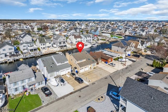 8 Bahia Ct, House other with 4 bedrooms, 3 bathrooms and null parking in Brick NJ | Image 6