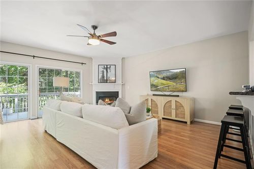 3331 Lathenview Ct, Alpharetta, GA, 30004-8917 | Card Image