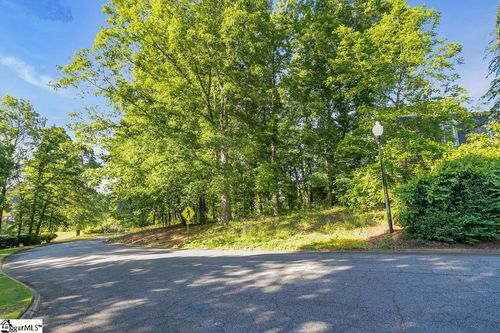 219 Huntcliff Dr, Taylors, SC, 29687-6605 | Card Image