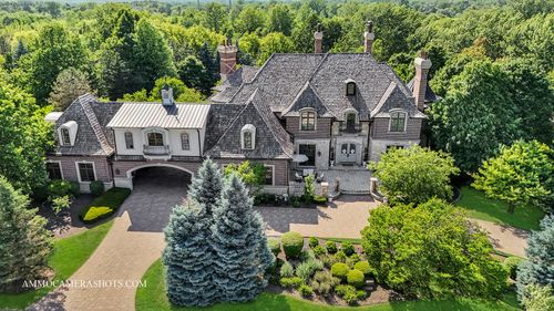 8 Brooke Ln, South Barrington, IL, 60010-9357 | Card Image