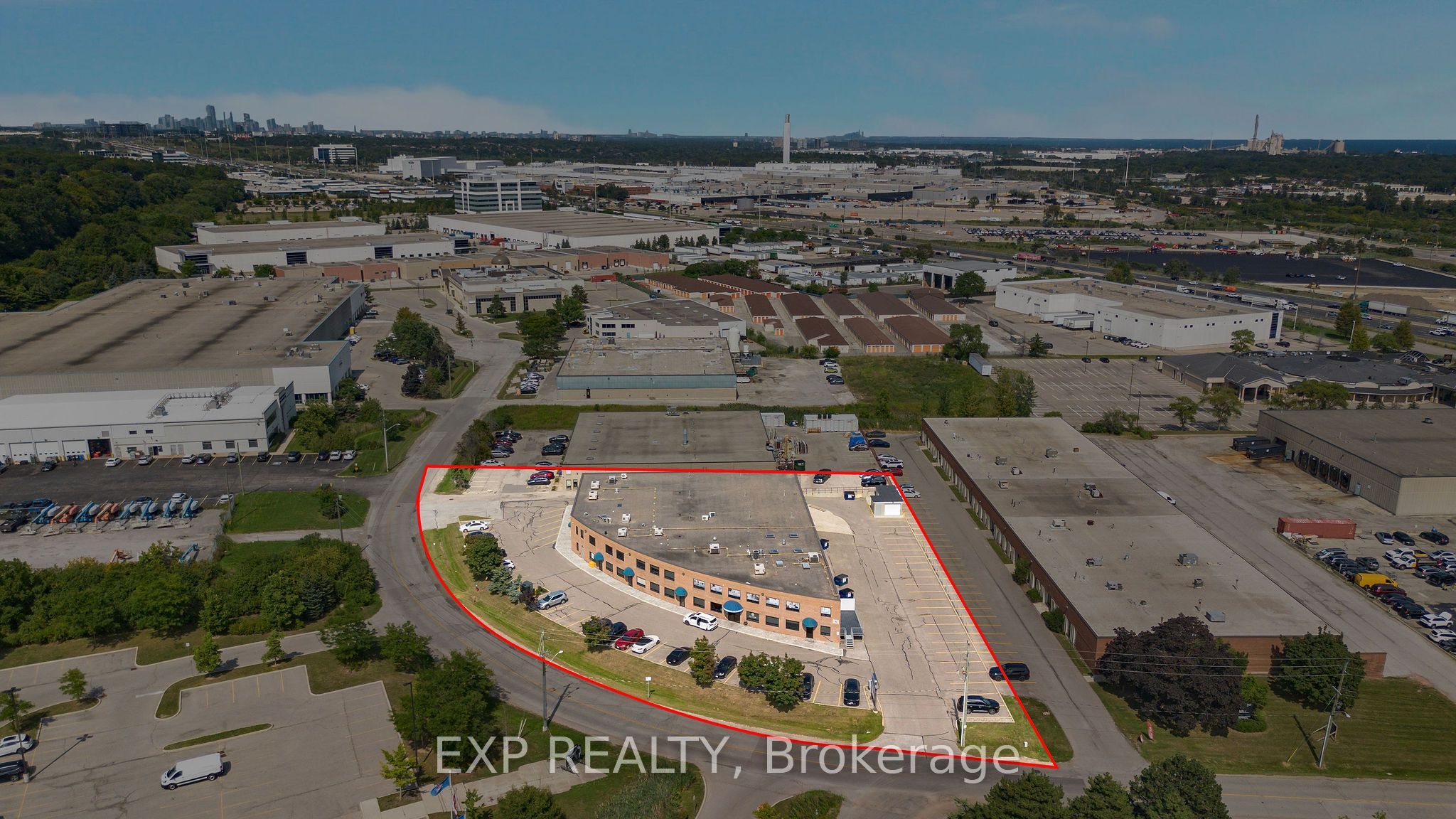 Commercial Sale in Oakville 3