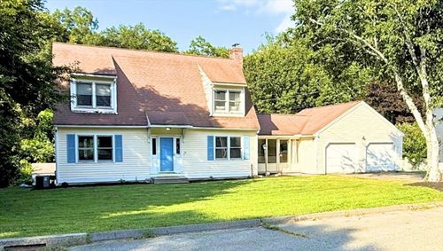 14 Indian Ridge Dr, Leominster, MA, 01453-5233 | Card Image