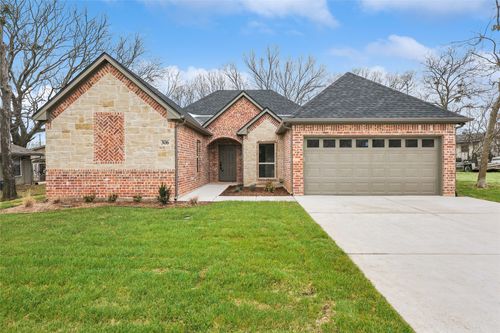 306 W Mclain Dr, Sherman, TX, 75092-2604 | Card Image