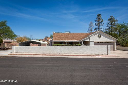2856 W Goldfield Dr, Tucson, AZ, 85745-3502 | Card Image