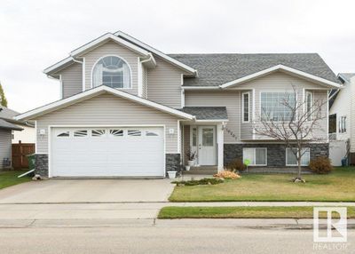 10207 110 Ave, House other with 4 bedrooms, 2 bathrooms and null parking in Westlock AB | Image 1