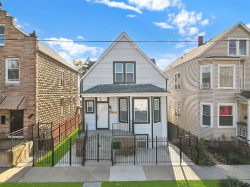 2831 W Pershing Road, CHICAGO, IL, 60632 | Card Image