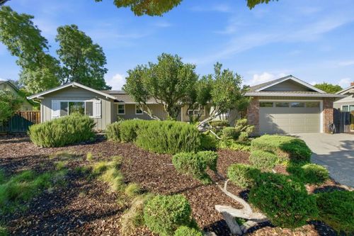 939 Cherrystone Dr, Los Gatos, CA, 95032-3515 | Card Image