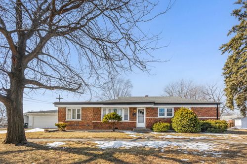 5901 108th Pl, Chicago Ridge, IL, 60415-2207 | Card Image