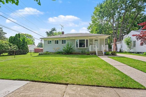 1540 Westlawn Street, Mt Clemens, MI, 48043 | Card Image