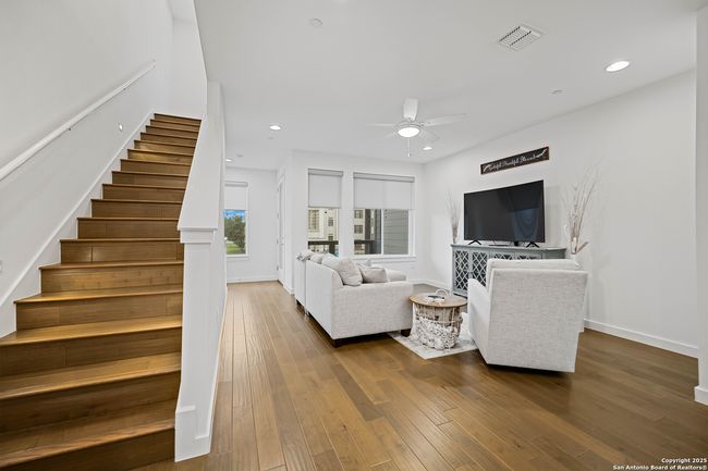 UNIT-902 - 102 Tendick, Condo with 3 bedrooms, 4 bathrooms and null parking in San Antonio TX | Image 12