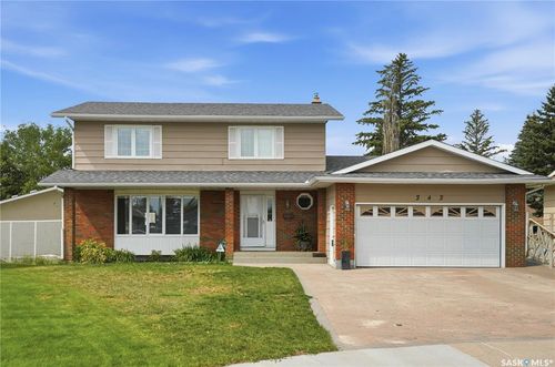 242 Auld Cres, Saskatoon, SK, S7H4W9 | Card Image
