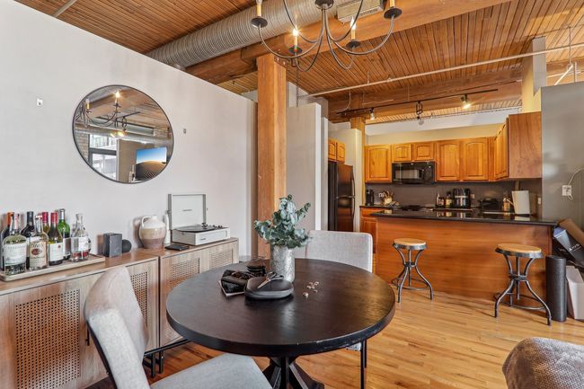 APT-207 - 2911 N Western Ave, Condo with 2 bedrooms, 2 bathrooms and 1 parking in CHICAGO IL | Image 9