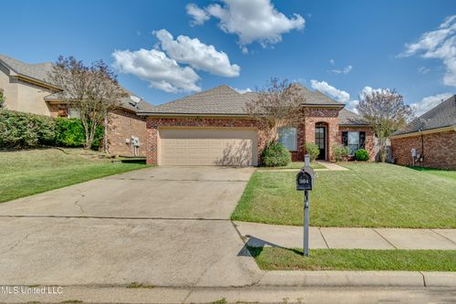 304 Silver Tree Ln, Pearl, MS, 39208-5081 | Card Image