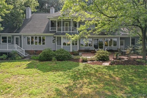 226 Crowder Point Dr, Reedville, VA, 22539-4409 | Card Image