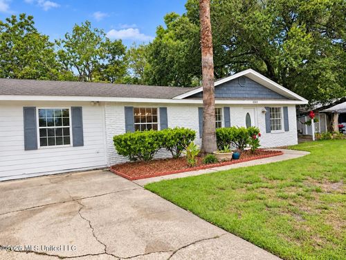 4503 Chippewa Avenue, Pascagoula, MS, 39581 | Card Image