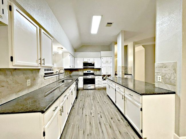 8501 Priest River Dr, House other with 4 bedrooms, 3 bathrooms and null parking in Round Rock TX | Image 9