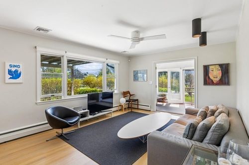 5 Bay Ave, Shelter Island, NY, 11964 | Card Image