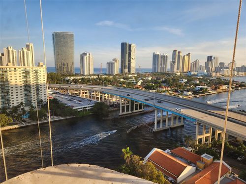 apt-19f-19355 Turnberry Way, Miami, FL, 33180-2542 | Card Image