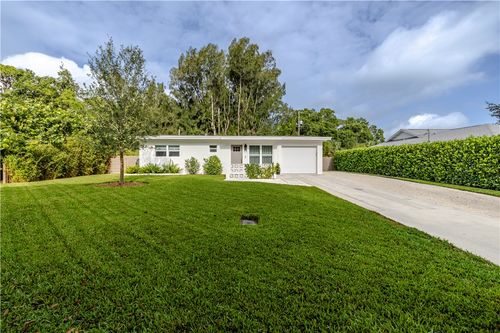 1735 20th Ct, Vero Beach, FL, 32960-3176 | Card Image