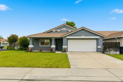 1009 Lambdin Street, Manteca, CA, 95336 | Card Image