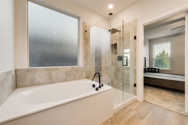 1424 Archway Ct, House other with 4 bedrooms, 4 bathrooms and null parking in Justin TX | Image 11