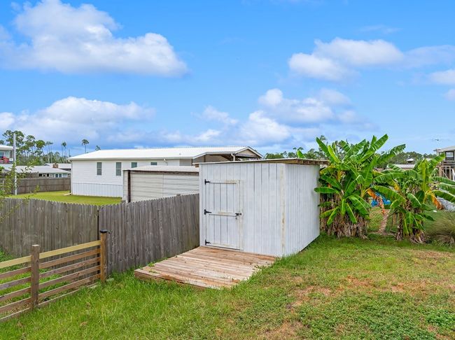 9224 Olive Ave, House other with 3 bedrooms, 2 bathrooms and 5 parking in Port St. Joe FL | Image 36