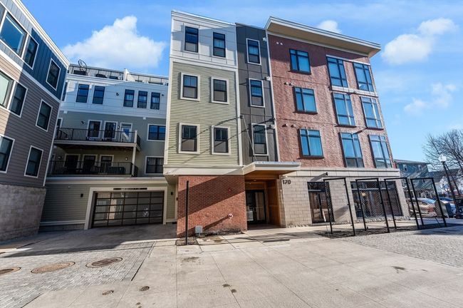 UNIT-311 - 170 W Broadway, Condo with 2 bedrooms, 2 bathrooms and null parking in Boston MA | Image 31